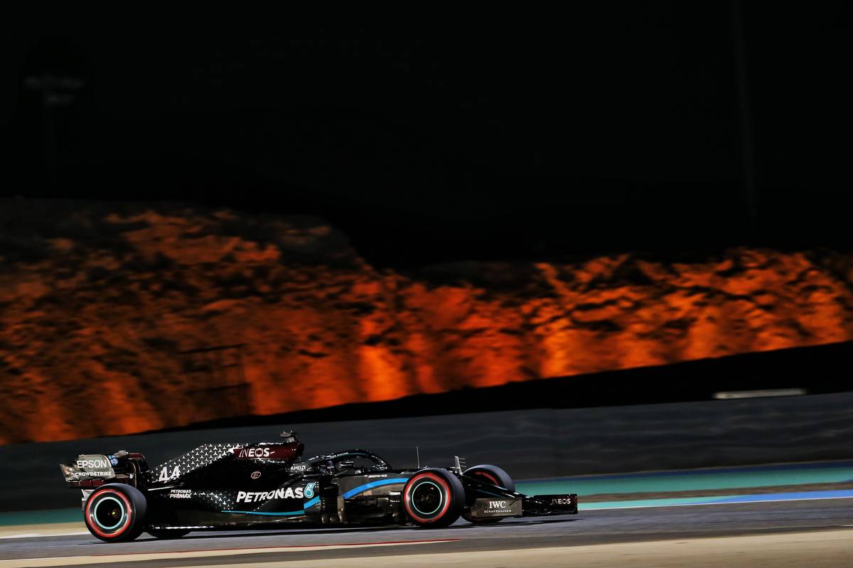 Lewis Hamilton (GBR) Mercedes AMG F1 W11. 28.11.2020. Formula 1 World Championship, Rd 15, Bahrain Grand Prix