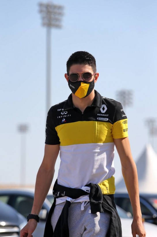 Esteban Ocon (FRA) Renault F1 Team.
26.11.2020. Formula 1 World Championship, Rd 15, Bahrain Grand Prix, Sakhir, Bahrain, Preparation Day.
- www.xpbimages.com, EMail: requests@xpbimages.com © Copyright: Moy / XPB Images