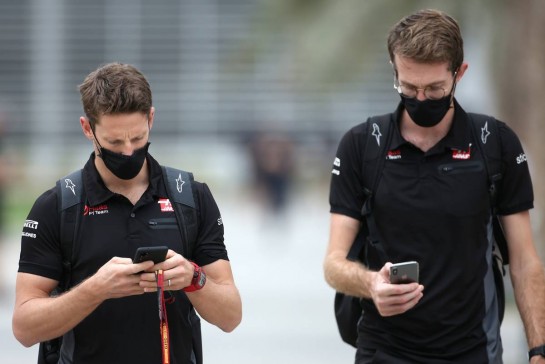 Romain Grosjean (FRA) Haas F1 Team.
27.11.2020. Formula 1 World Championship, Rd 15, Bahrain Grand Prix, Sakhir, Bahrain, Practice Day
- www.xpbimages.com, EMail: requests@xpbimages.com &copy; Copyright: Charniaux / XPB Images