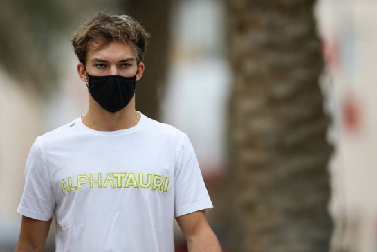 Pierre Gasly (FRA) AlphaTauri.
27.11.2020. Formula 1 World Championship, Rd 15, Bahrain Grand Prix, Sakhir, Bahrain, Practice Day
- www.xpbimages.com, EMail: requests@xpbimages.com &copy; Copyright: Charniaux / XPB Images