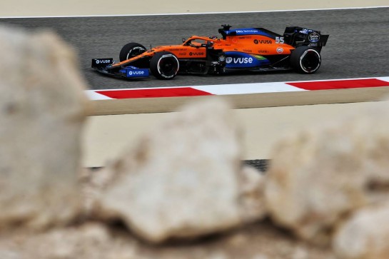 Carlos Sainz Jr (ESP) McLaren MCL35.
27.11.2020. Formula 1 World Championship, Rd 15, Bahrain Grand Prix, Sakhir, Bahrain, Practice Day
- www.xpbimages.com, EMail: requests@xpbimages.com &copy; Copyright: Moy / XPB Images