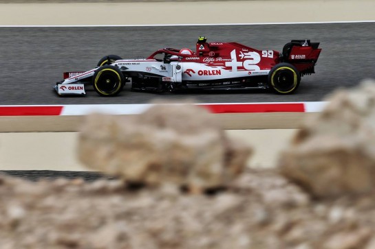 Antonio Giovinazzi (ITA) Alfa Romeo Racing C39.
27.11.2020. Formula 1 World Championship, Rd 15, Bahrain Grand Prix, Sakhir, Bahrain, Practice Day
- www.xpbimages.com, EMail: requests@xpbimages.com &copy; Copyright: Moy / XPB Images