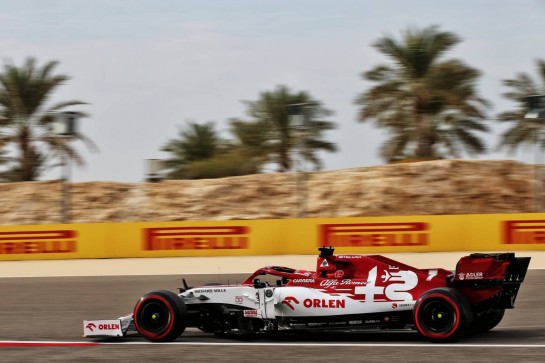 Kimi Raikkonen (FIN) Alfa Romeo Racing C39.
28.11.2020. Formula 1 World Championship, Rd 15, Bahrain Grand Prix, Sakhir, Bahrain, Qualifying Day.
- www.xpbimages.com, EMail: requests@xpbimages.com &copy; Copyright: Batchelor / XPB Images