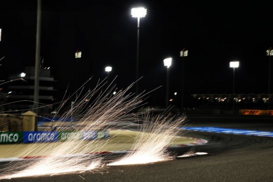Sparks flying during qualifying.
28.11.2020. Formula 1 World Championship, Rd 15, Bahrain Grand Prix, Sakhir, Bahrain, Qualifying Day.
- www.xpbimages.com, EMail: requests@xpbimages.com &copy; Copyright: Batchelor / XPB Images