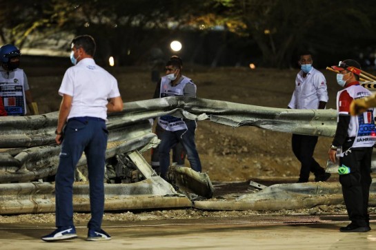 The heavily damaged Haas F1 Team VF-20 of Romain Grosjean (FRA) Haas F1 Team after crashed at the start of the race and exploded into flames, destroying the armco barrier.
29.11.2020. Formula 1 World Championship, Rd 15, Bahrain Grand Prix, Sakhir, Bahrain, Race Day.
- www.xpbimages.com, EMail: requests@xpbimages.com © Copyright: Batchelor / XPB Images
