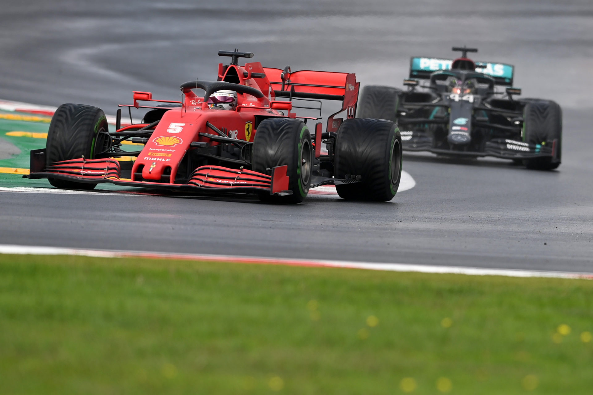 Praise Towards Ferrari Pushed Mercedes to Develop Monster F1 Engine for 2020 Reveals Allison