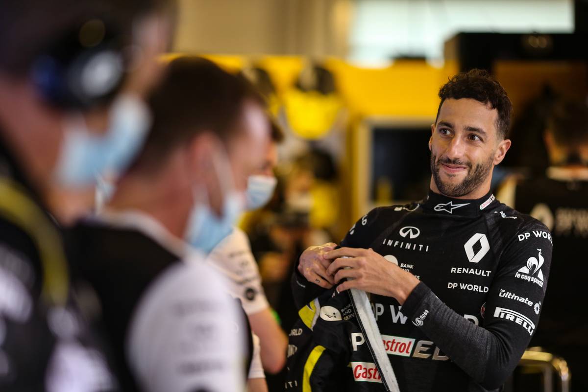 Ocon and Ricciardo set for ‘all or nothing’ Abu Dhabi race