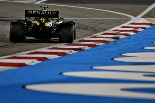 Esteban Ocon (FRA) Renault F1 Team RS20.
29.11.2020. Formula 1 World Championship, Rd 15, Bahrain Grand Prix, Sakhir, Bahrain, Race Day.
- www.xpbimages.com, EMail: requests@xpbimages.com &copy; Copyright: Moy / XPB Images