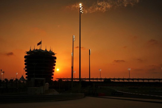 Circuit atmosphere - sunset over the track.
03.12.2020. Formula 1 World Championship, Rd 16, Sakhir Grand Prix, Sakhir, Bahrain, Preparation Day.
- www.xpbimages.com, EMail: requests@xpbimages.com © Copyright: Moy / XPB Images