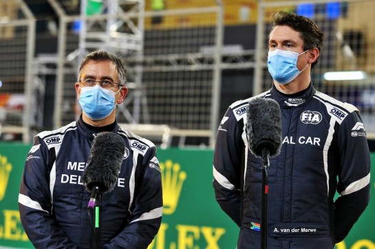 (L to R): Dr Ian Roberts (GBR) FIA Doctor with Alan Van Der Merwe (RSA) FIA Medical Car Driver.
03.12.2020. Formula 1 World Championship, Rd 16, Sakhir Grand Prix, Sakhir, Bahrain, Preparation Day.
- www.xpbimages.com, EMail: requests@xpbimages.com © Copyright: Moy / XPB Images