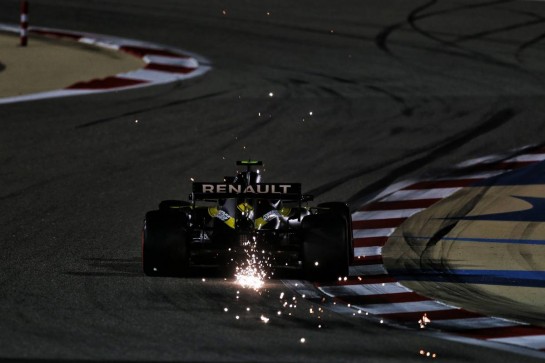 Esteban Ocon (FRA) Renault F1 Team RS20.
04.12.2020. Formula 1 World Championship, Rd 16, Sakhir Grand Prix, Sakhir, Bahrain, Practice Day
- www.xpbimages.com, EMail: requests@xpbimages.com © Copyright: Moy / XPB Images
