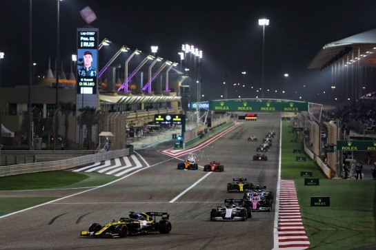 Daniel Ricciardo (AUS) Renault F1 Team RS20.
06.12.2020. Formula 1 World Championship, Rd 16, Sakhir Grand Prix, Sakhir, Bahrain, Race Day.
- www.xpbimages.com, EMail: requests@xpbimages.com &copy; Copyright: Moy / XPB Images
