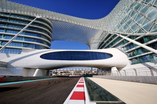 Circuit atmosphere.
10.12.2020. Formula 1 World Championship, Rd 17, Abu Dhabi Grand Prix, Yas Marina Circuit, Abu Dhabi, Preparation Day.
- www.xpbimages.com, EMail: requests@xpbimages.com © Copyright: Moy / XPB Images