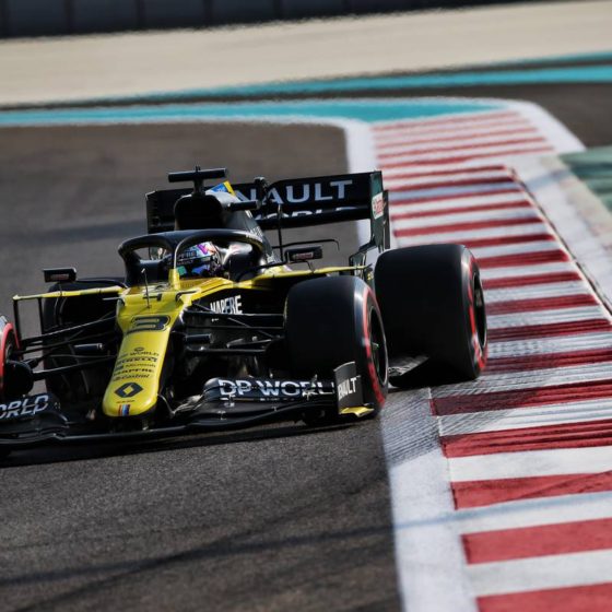 Verstappen leads Red Bull 1-2 in Abu Dhabi final practice