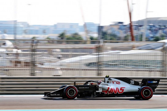 Kevin Magnussen (DEN) Haas VF-20.
12.12.2020. Formula 1 World Championship, Rd 17, Abu Dhabi Grand Prix, Yas Marina Circuit, Abu Dhabi, Qualifying Day.
- www.xpbimages.com, EMail: requests@xpbimages.com &copy; Copyright: Batchelor / XPB Images