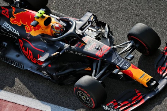 Alexander Albon (THA) Red Bull Racing RB16.
12.12.2020. Formula 1 World Championship, Rd 17, Abu Dhabi Grand Prix, Yas Marina Circuit, Abu Dhabi, Qualifying Day.
- www.xpbimages.com, EMail: requests@xpbimages.com &copy; Copyright: Moy / XPB Images