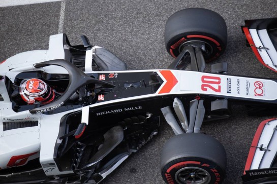 Kevin Magnussen (DEN) Haas VF-20.
12.12.2020. Formula 1 World Championship, Rd 17, Abu Dhabi Grand Prix, Yas Marina Circuit, Abu Dhabi, Qualifying Day.
- www.xpbimages.com, EMail: requests@xpbimages.com &copy; Copyright: Bearne / XPB Images