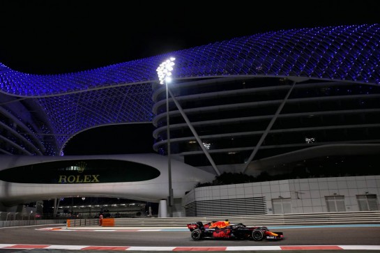 Max Verstappen (NLD) Red Bull Racing RB16.
13.12.2020. Formula 1 World Championship, Rd 17, Abu Dhabi Grand Prix, Yas Marina Circuit, Abu Dhabi, Race Day.
- www.xpbimages.com, EMail: requests@xpbimages.com © Copyright: Batchelor / XPB Images