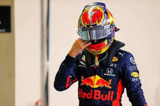 Alexander Albon (THA) Red Bull Racing in parc ferme.
13.12.2020. Formula 1 World Championship, Rd 17, Abu Dhabi Grand Prix, Yas Marina Circuit, Abu Dhabi, Race Day.
- www.xpbimages.com, EMail: requests@xpbimages.com © Copyright: FIA Pool Image for Editorial Use Only