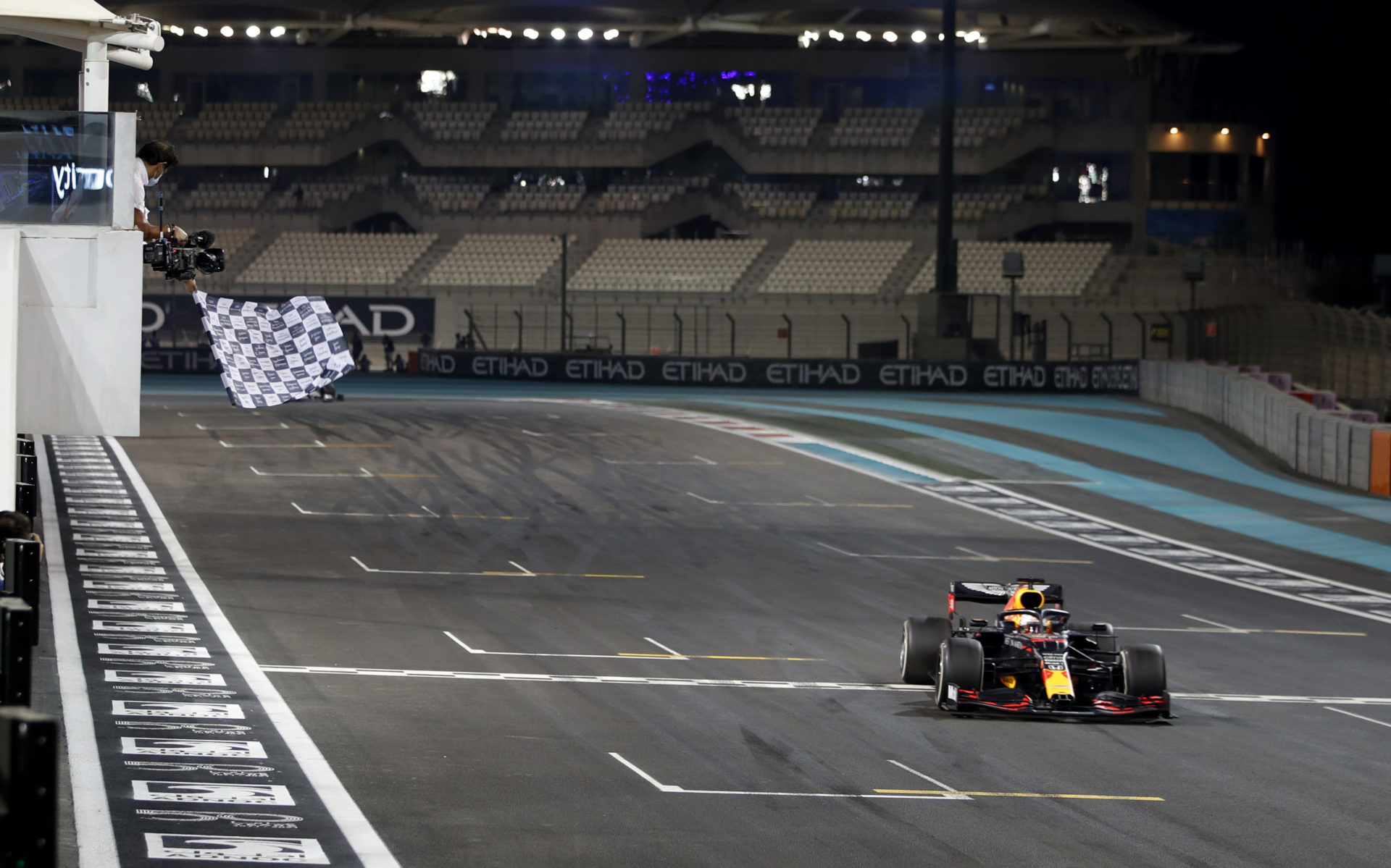 Red Bull driver Max Verstappen wins the boring F1 race in Abu Dhabi