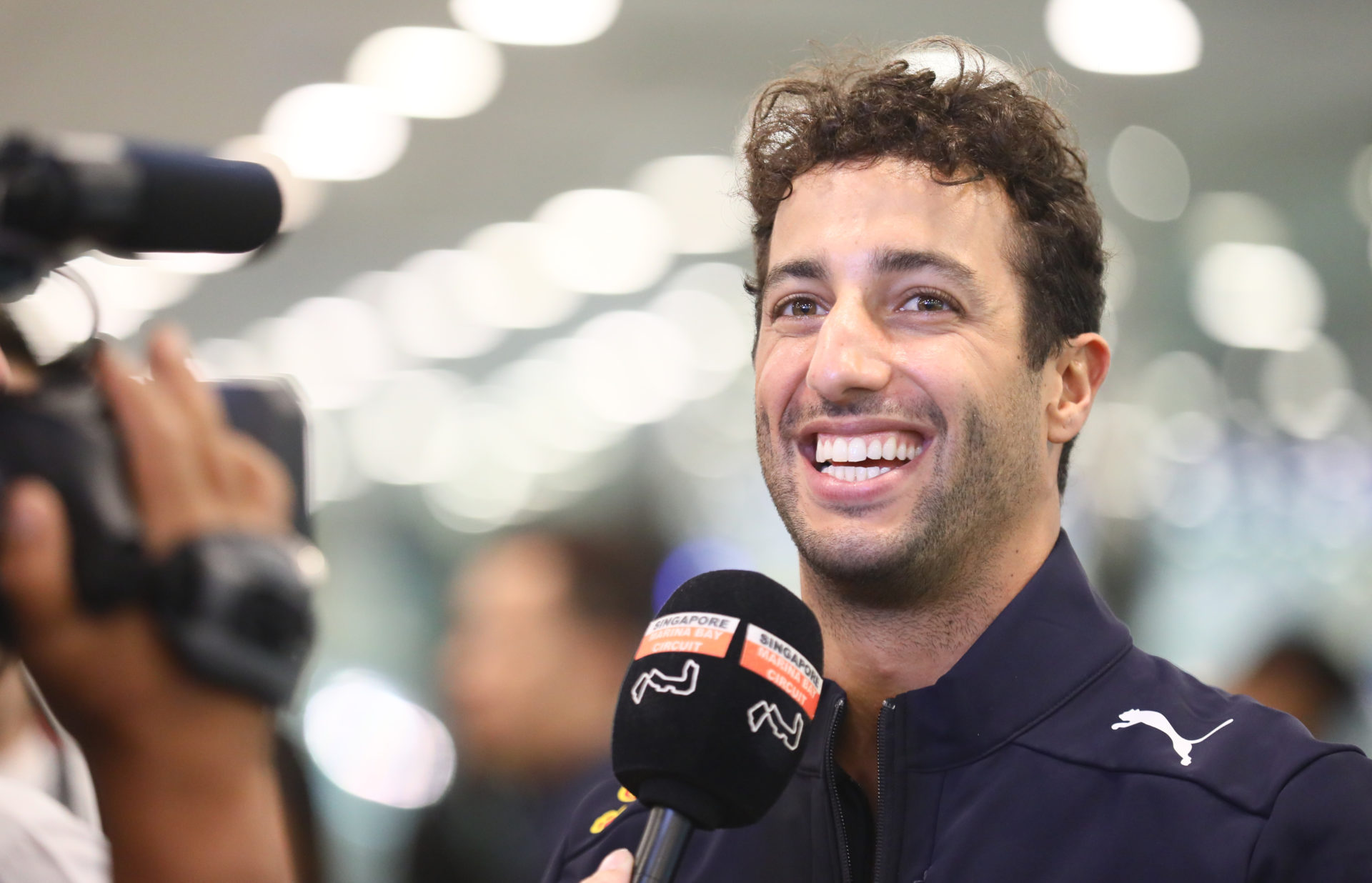 Grosjean: Would’ve Signed Daniel Ricciardo Instead of Sainz at Ferrari