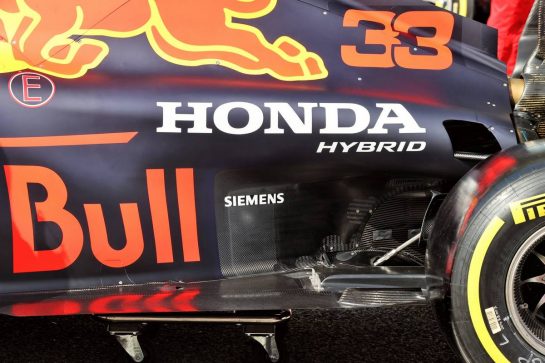 Red Bull Racing RB16B floor detail.
12.03.2021. Formula 1 Testing, Sakhir, Bahrain, Day One.
- www.xpbimages.com, EMail: requests@xpbimages.com &copy; Copyright: Moy / XPB Images