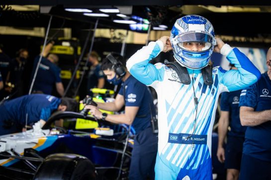 Roy Nissany (ISR) Williams Racing FW43B Development Driver.
12.03.2021. Formula 1 Testing, Sakhir, Bahrain, Day One.
- www.xpbimages.com, EMail: requests@xpbimages.com &copy; Copyright: Bearne / XPB Images