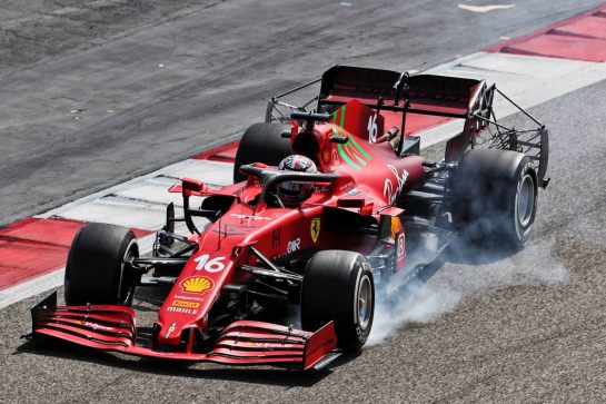 Charles Leclerc (MON) Ferrari SF-21 locks up under braking.
12.03.2021. Formula 1 Testing, Sakhir, Bahrain, Day One.
- www.xpbimages.com, EMail: requests@xpbimages.com &copy; Copyright: Batchelor / XPB Images