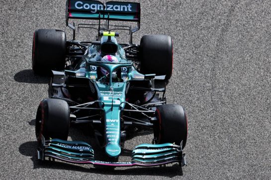 Sebastian Vettel (GER) Aston Martin F1 Team AMR21.
12.03.2021. Formula 1 Testing, Sakhir, Bahrain, Day One.
- www.xpbimages.com, EMail: requests@xpbimages.com &copy; Copyright: Batchelor / XPB Images