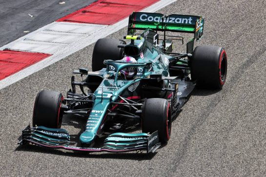 Sebastian Vettel (GER) Aston Martin F1 Team AMR21.
12.03.2021. Formula 1 Testing, Sakhir, Bahrain, Day One.
- www.xpbimages.com, EMail: requests@xpbimages.com &copy; Copyright: Batchelor / XPB Images
