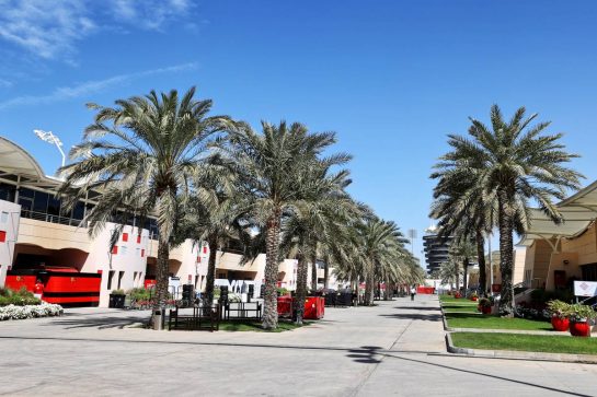 Paddock atmosphere.
14.03.2021. Formula 1 Testing, Sakhir, Bahrain, Day Three.
- www.xpbimages.com, EMail: requests@xpbimages.com &copy; Copyright: Moy / XPB Images