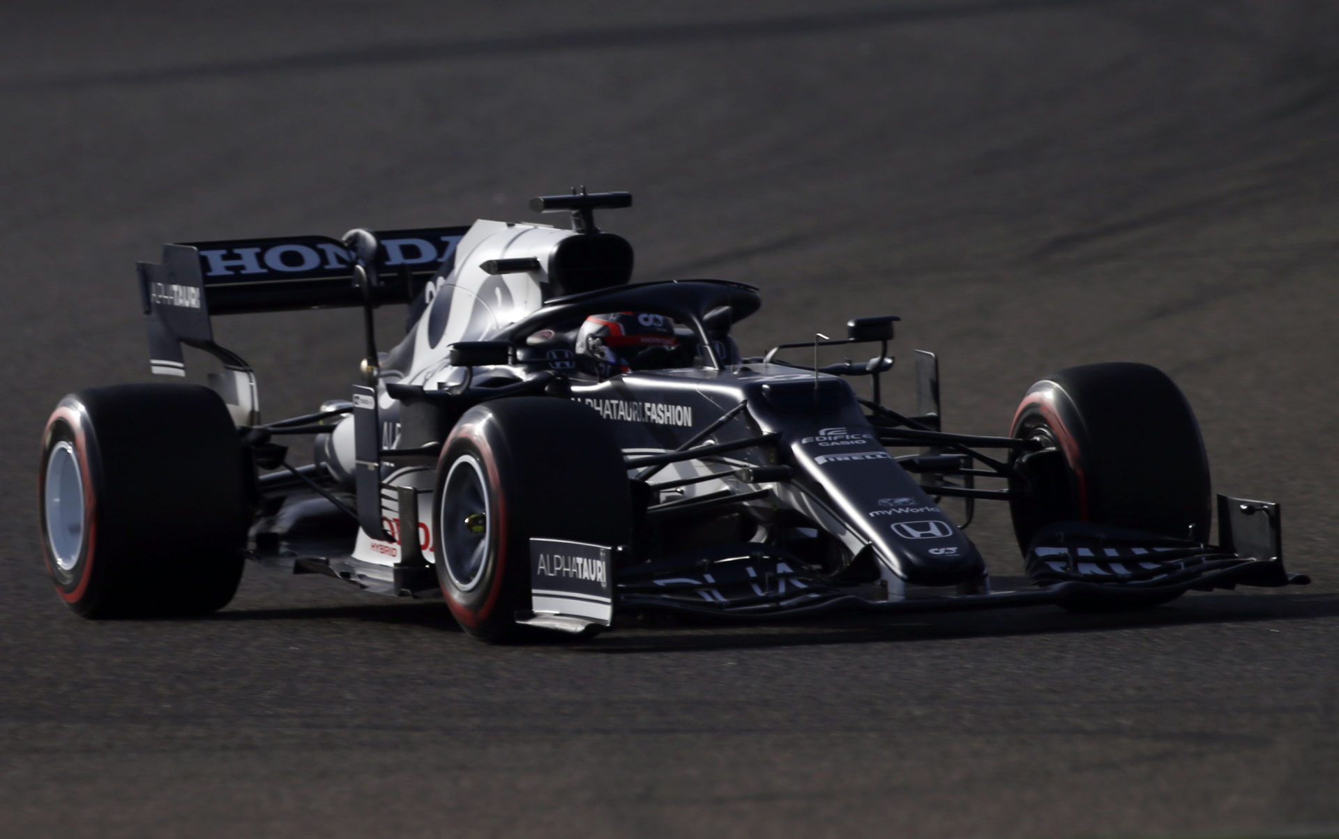 Yuki Tsunoda during the Bahrain practice session