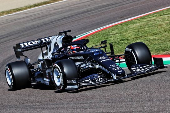 Yuki Tsunoda (JPN) AlphaTauri AT02.
16.04.2021. Formula 1 World Championship, Rd 2, Emilia Romagna Grand Prix, Imola, Italy, Practice Day.
- www.xpbimages.com, EMail: requests@xpbimages.com © Copyright: Batchelor / XPB Images