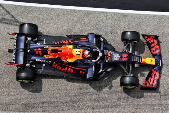 Sergio Perez (MEX) Red Bull Racing RB16B.
17.04.2021. Formula 1 World Championship, Rd 2, Emilia Romagna Grand Prix, Imola, Italy, Qualifying Day.
- www.xpbimages.com, EMail: requests@xpbimages.com © Copyright: Batchelor / XPB Images