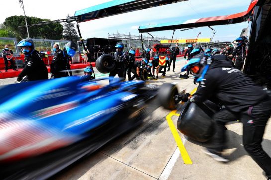 Fernando Alonso (ESP) Alpine F1 Team A521 practices a pit stop.
17.04.2021. Formula 1 World Championship, Rd 2, Emilia Romagna Grand Prix, Imola, Italy, Qualifying Day.
- www.xpbimages.com, EMail: requests@xpbimages.com © Copyright: Moy / XPB Images