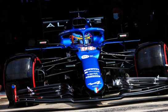 Fernando Alonso (ESP) Alpine F1 Team A521.
17.04.2021. Formula 1 World Championship, Rd 2, Emilia Romagna Grand Prix, Imola, Italy, Qualifying Day.
- www.xpbimages.com, EMail: requests@xpbimages.com © Copyright: Moy / XPB Images