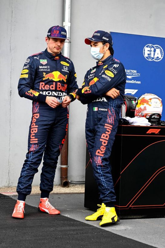 (L to R): Third placed Max Verstappen (NLD) Red Bull Racing with second placed team mate Sergio Perez (MEX) Red Bull Racing in qualifying parc ferme.
17.04.2021. Formula 1 World Championship, Rd 2, Emilia Romagna Grand Prix, Imola, Italy, Qualifying Day.
- www.xpbimages.com, EMail: requests@xpbimages.com © Copyright: FIA Pool Image for Editorial Use Only
