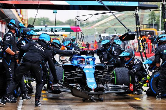 Esteban Ocon (FRA) Alpine F1 Team A521 makes a pit stop.
18.04.2021. Formula 1 World Championship, Rd 2, Emilia Romagna Grand Prix, Imola, Italy, Race Day.
- www.xpbimages.com, EMail: requests@xpbimages.com &copy; Copyright: Moy / XPB Images