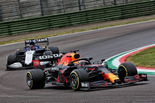 Max Verstappen (NLD) Red Bull Racing RB16B.
18.04.2021. Formula 1 World Championship, Rd 2, Emilia Romagna Grand Prix, Imola, Italy, Race Day.
- www.xpbimages.com, EMail: requests@xpbimages.com &copy; Copyright: Batchelor / XPB Images