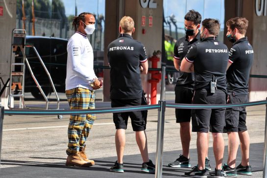 Lewis Hamilton (GBR) Mercedes AMG F1.
29.04.2021. Formula 1 World Championship, Rd 3, Portuguese Grand Prix, Portimao, Portugal, Preparation Day.
- www.xpbimages.com, EMail: requests@xpbimages.com © Copyright: Batchelor / XPB Images