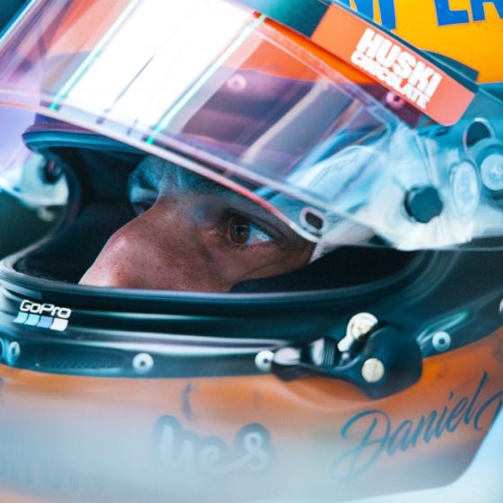 Rosberg owns up to wrong judgment call on Sainz