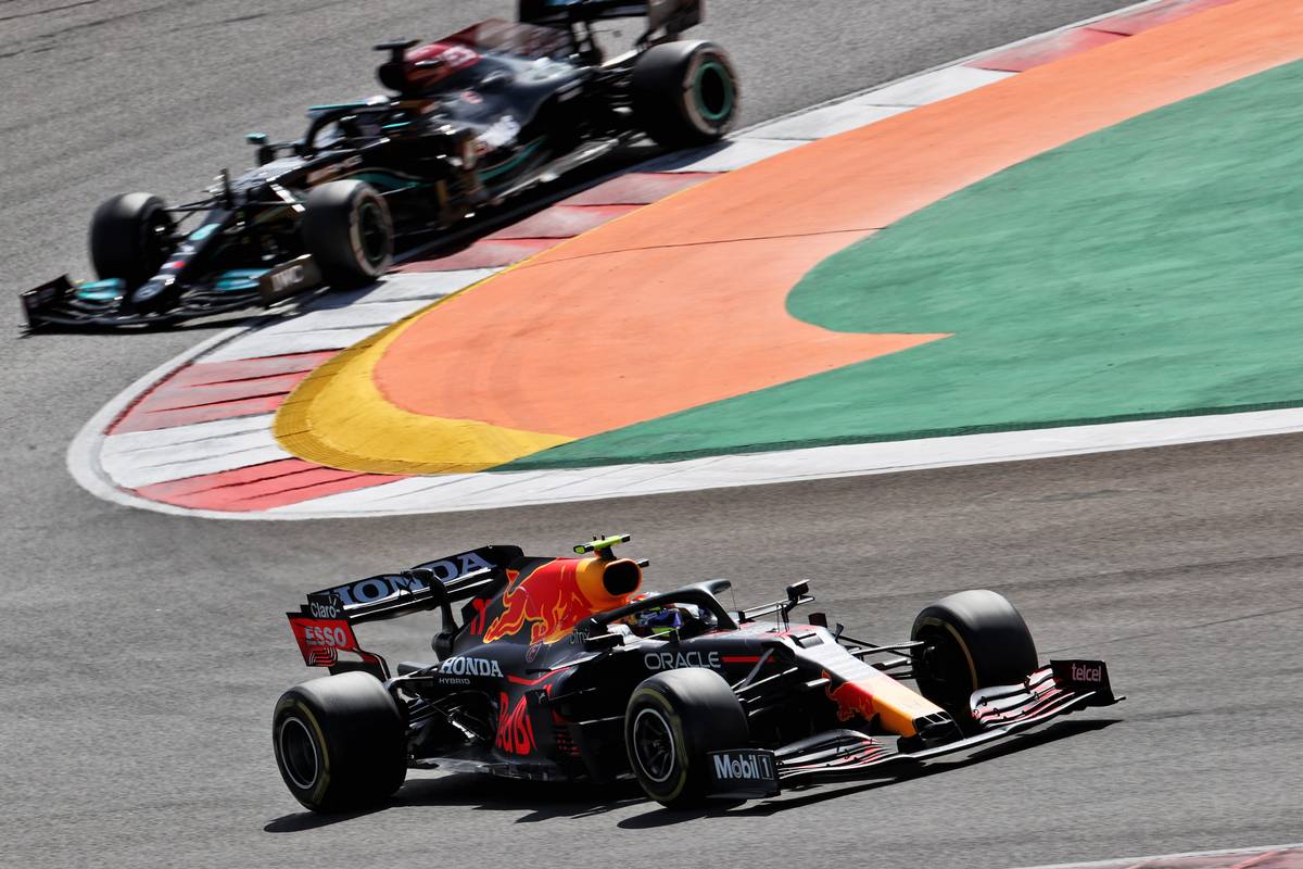 ergio Perez (MEX) Red Bull Racing RB16B. 02.05.2021. Formula 1 World Championship, Rd 3, Portuguese Grand Prix, Portimao