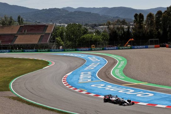 Nikita Mazepin (RUS) Haas F1 Team VF-21.
07.05.2021 Formula 1 World Championship, Rd 4, Spanish Grand Prix, Barcelona, Spain, Practice Day.
- www.xpbimages.com, EMail: requests@xpbimages.com &copy; Copyright: Batchelor / XPB Images