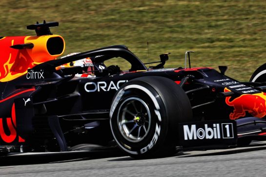Max Verstappen (NLD) Red Bull Racing RB16B.
07.05.2021 Formula 1 World Championship, Rd 4, Spanish Grand Prix, Barcelona, Spain, Practice Day.
- www.xpbimages.com, EMail: requests@xpbimages.com &copy; Copyright: Batchelor / XPB Images
