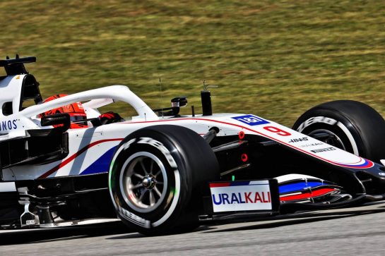 Nikita Mazepin (RUS) Haas F1 Team VF-21.
07.05.2021 Formula 1 World Championship, Rd 4, Spanish Grand Prix, Barcelona, Spain, Practice Day.
- www.xpbimages.com, EMail: requests@xpbimages.com &copy; Copyright: Batchelor / XPB Images
