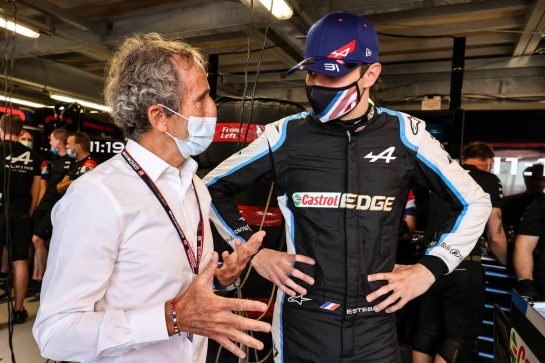 Esteban Ocon (FRA) Alpine F1 Team with Alain Prost (FRA) Alpine F1 Team Non-Executive Director.
20.05.2021. Formula 1 World Championship, Rd 5, Monaco Grand Prix, Monte Carlo, Monaco, Practice Day.
- www.xpbimages.com, EMail: requests@xpbimages.com © Copyright: Charniaux / XPB Images