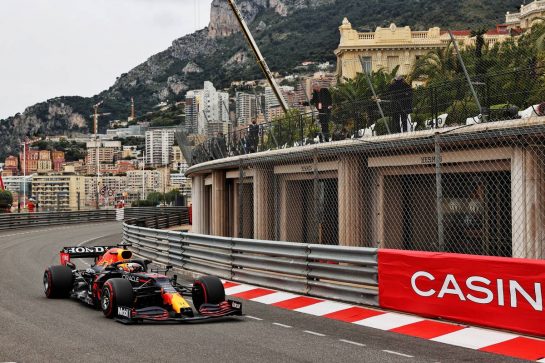 Max Verstappen (NLD) Red Bull Racing RB16B.
22.05.2021. Formula 1 World Championship, Rd 5, Monaco Grand Prix, Monte Carlo, Monaco, Qualifying Day.
- www.xpbimages.com, EMail: requests@xpbimages.com © Copyright: Batchelor / XPB Images