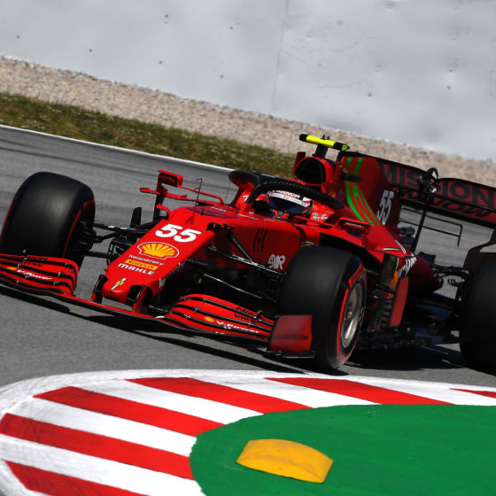 Sainz still fearful of tyre degradation in Barcelona