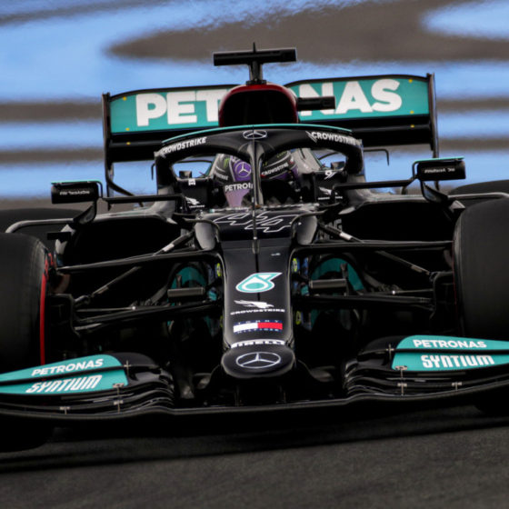 Red Bull confirms request for FIA to inspect Mercedes front wing