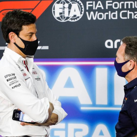 Hill: Red Bull clearly exposing Mercedes ‘vulnerability’